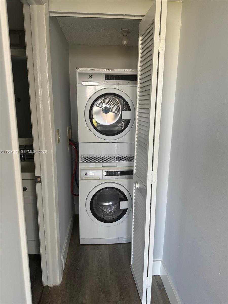 Small Image of 780 NORTH EAST 69TH ST #1608, Miami Number 16