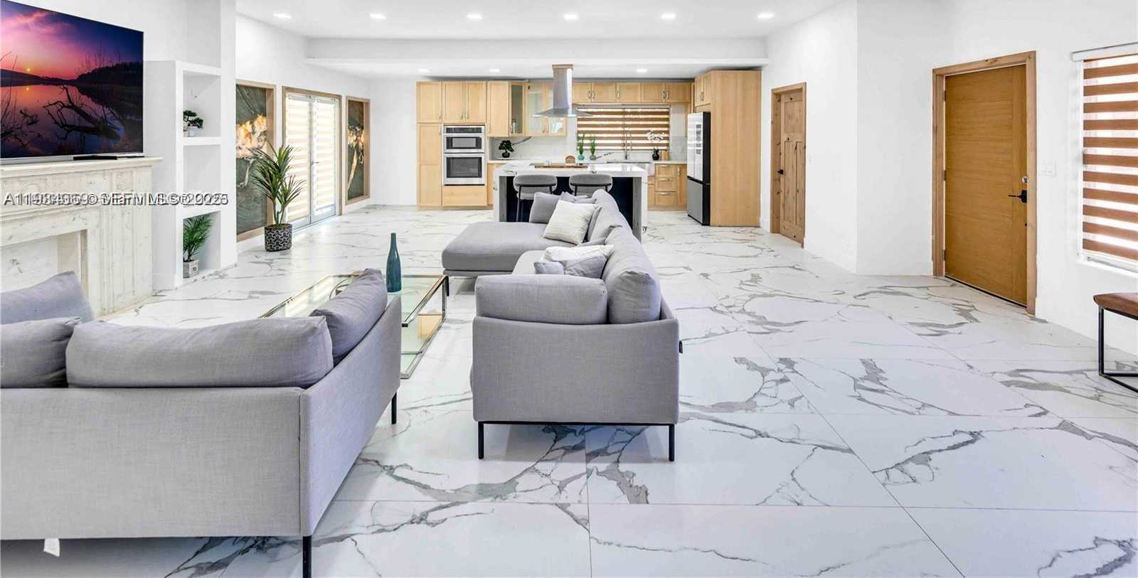 Small Image of 4708 ALTON RD, Miami Beach Number 5