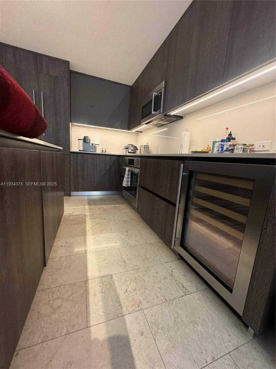 Small Image of 88 SOUTH WEST 7TH ST #805, Miami Number 7