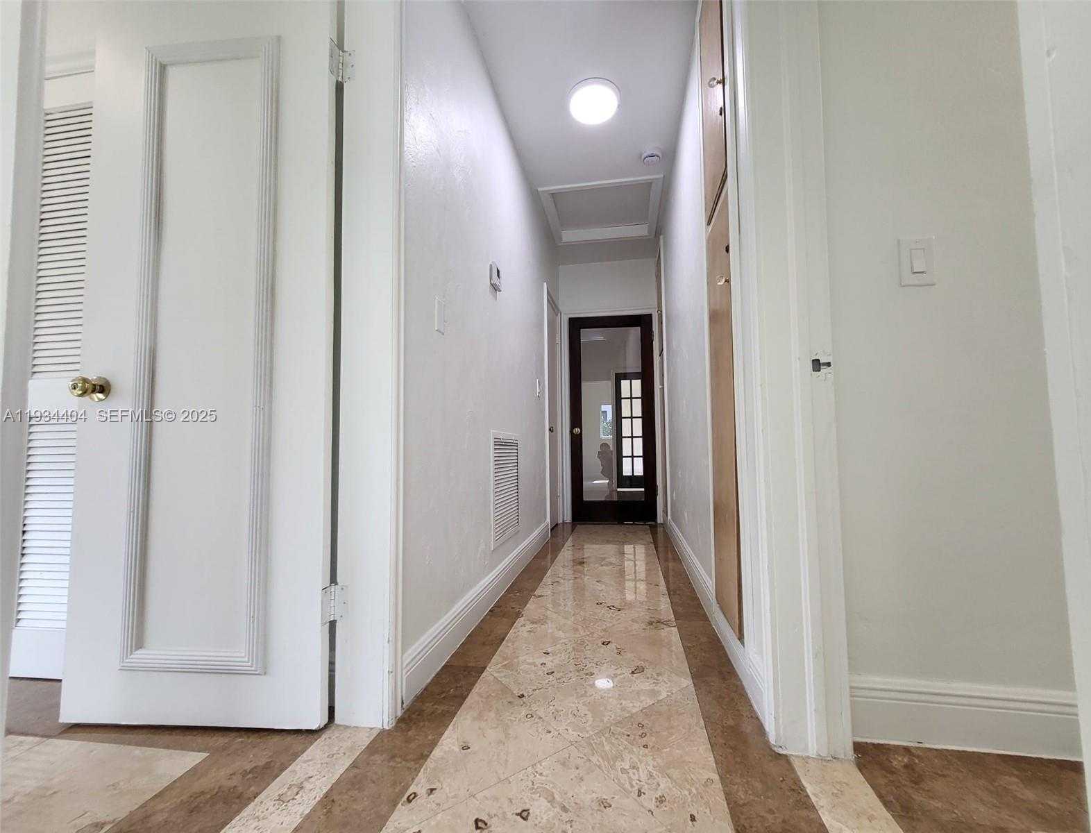 Small Image of 825 CREMONA AVE, Coral Gables Number 10