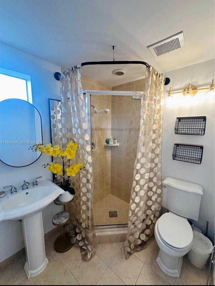 Small Image of 407 SOUTH WEST 5TH ST, Fort Lauderdale Number 22