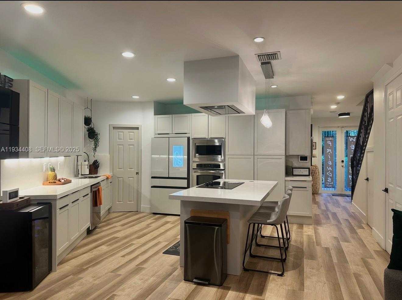 Small Image of 407 SOUTH WEST 5TH ST, Fort Lauderdale Number 5