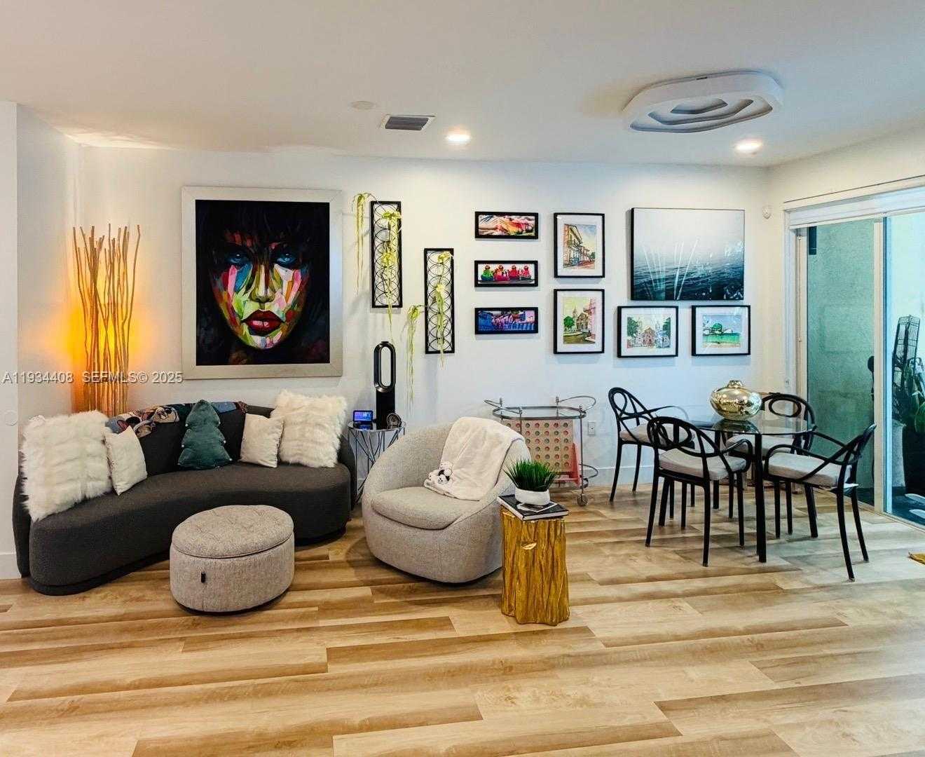 Small Image of 407 SOUTH WEST 5TH ST, Fort Lauderdale Number 7