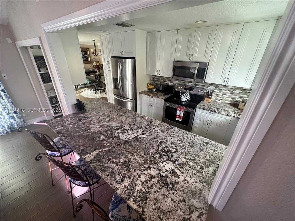 Imagen de Pequeño Objeto