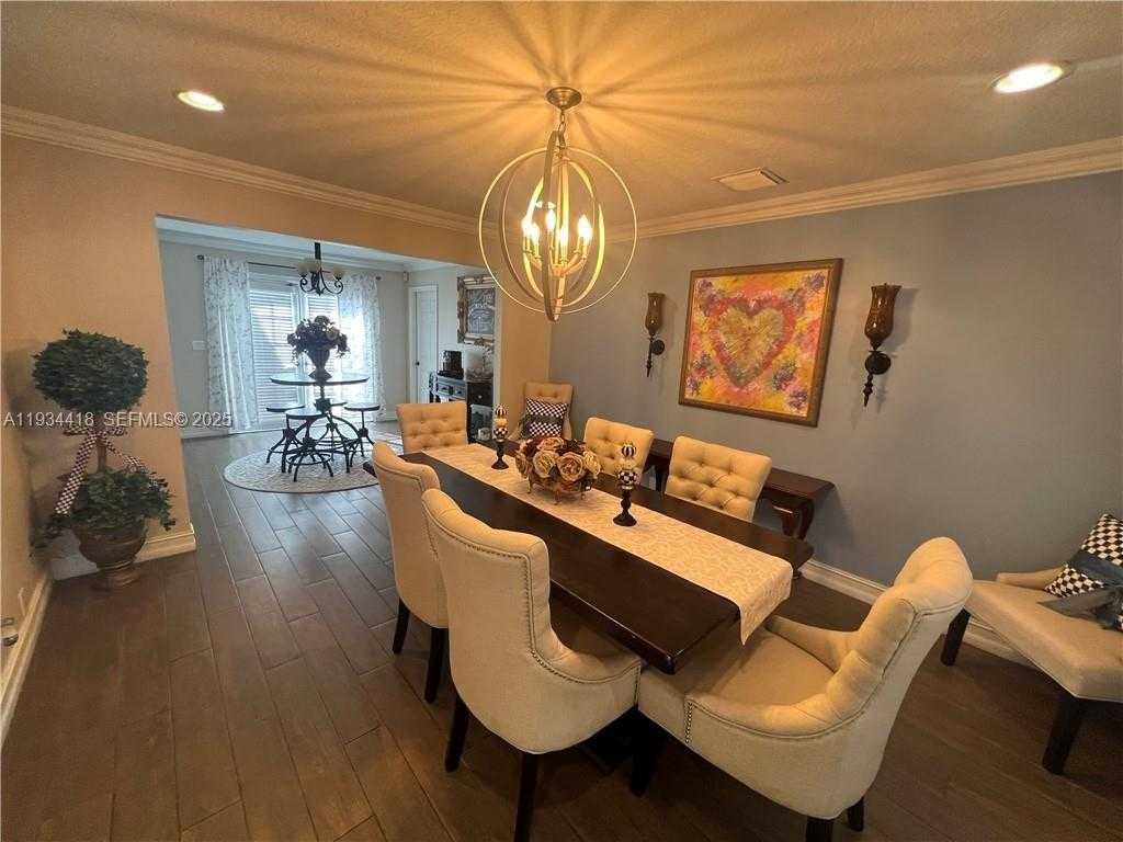 Imagen de Pequeño Objeto