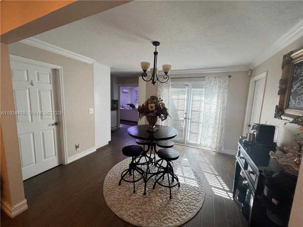 Imagen de Pequeño Objeto