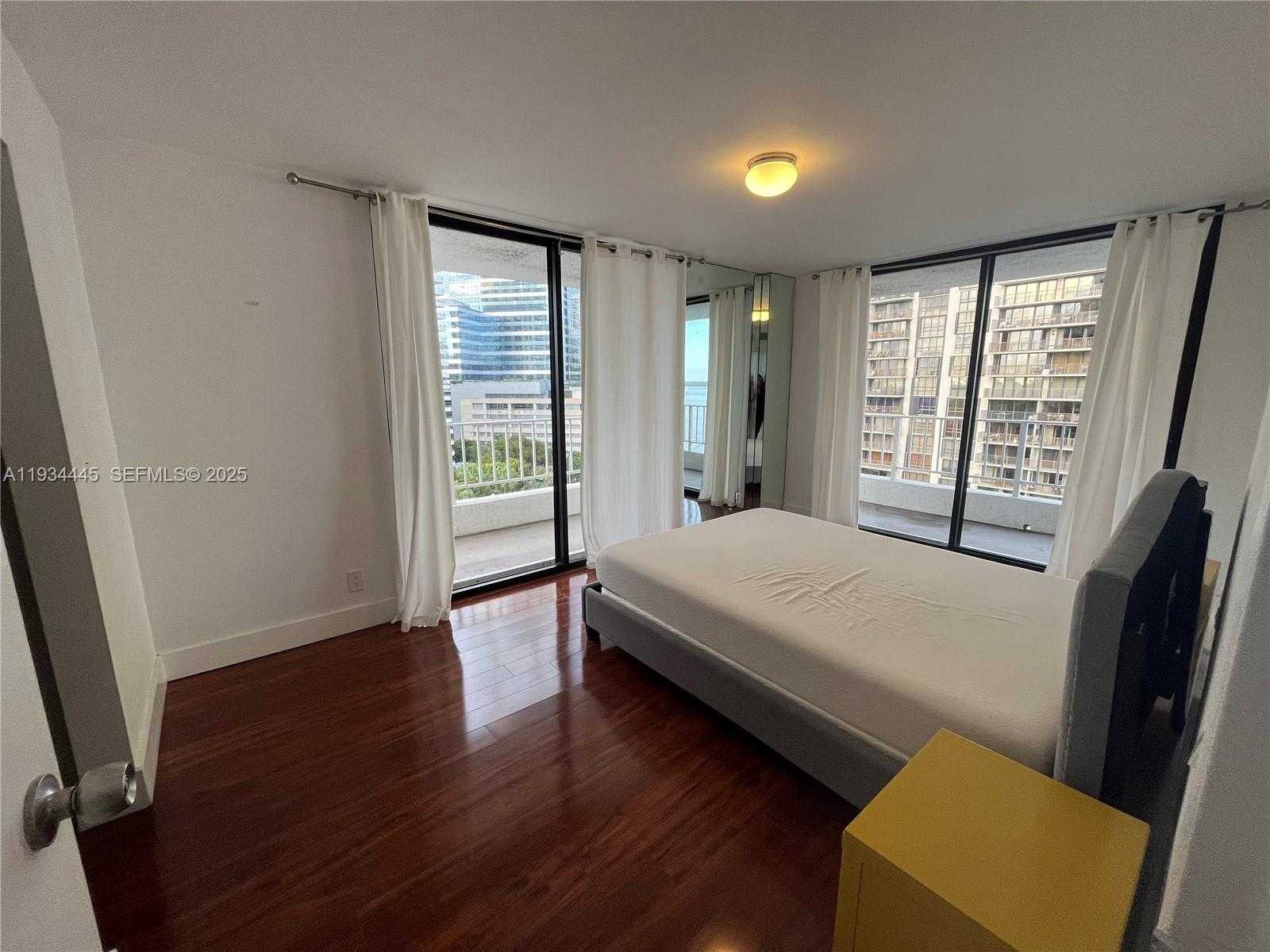 Small Image of 200 SOUTH EAST 15TH RD #11I, Miami Number 7