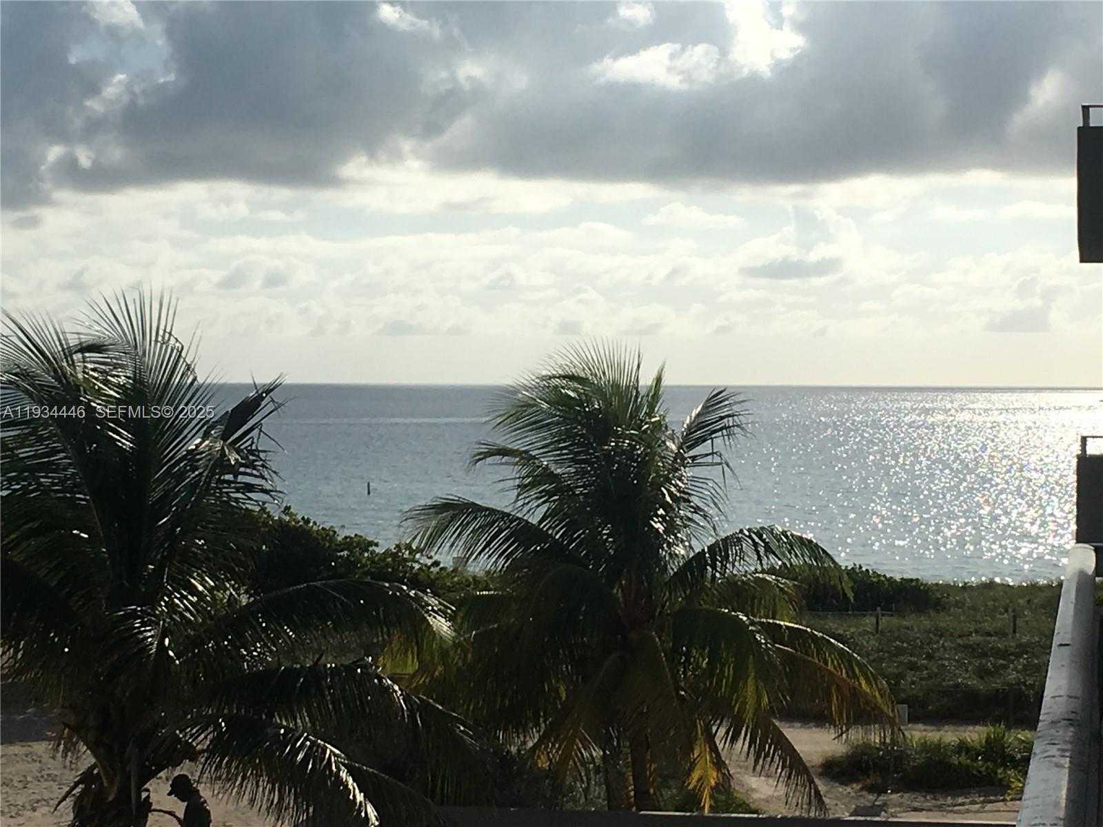 Small Image of 9225 COLLINS AVE #305, Surfside Number 7