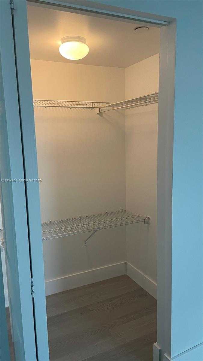 Small Image of 3000 CORAL WAY #1509, Miami Number 9