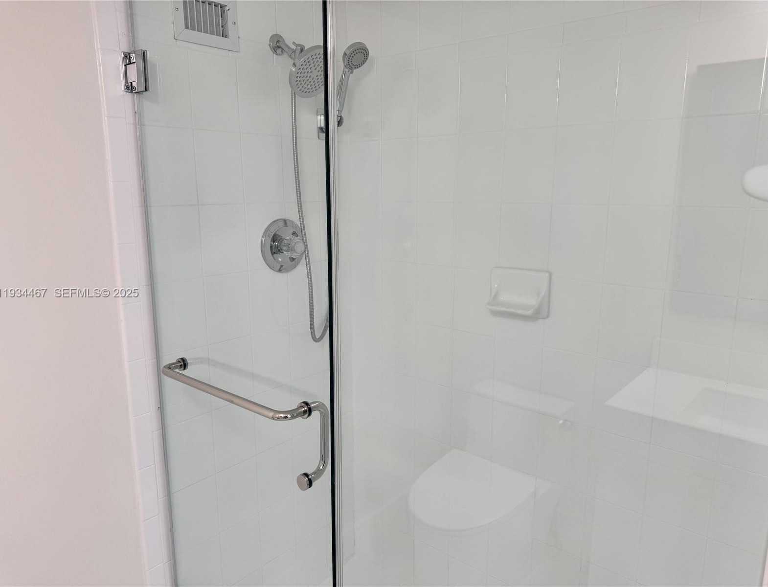 Small Image of 5161 COLLINS AVE #916, Miami Beach Number 14
