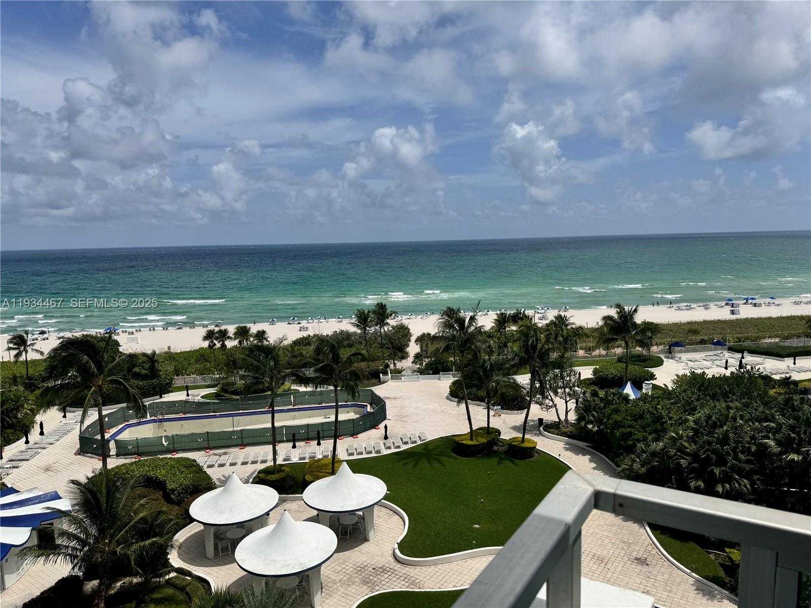 Small Image of 5161 COLLINS AVE #916, Miami Beach Number 2