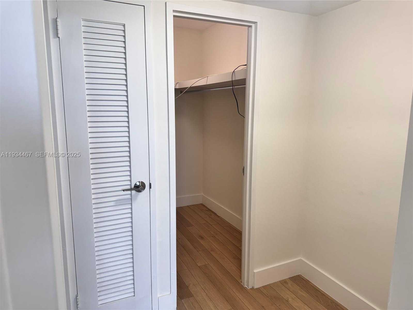 Small Image of 5161 COLLINS AVE #916, Miami Beach Number 7