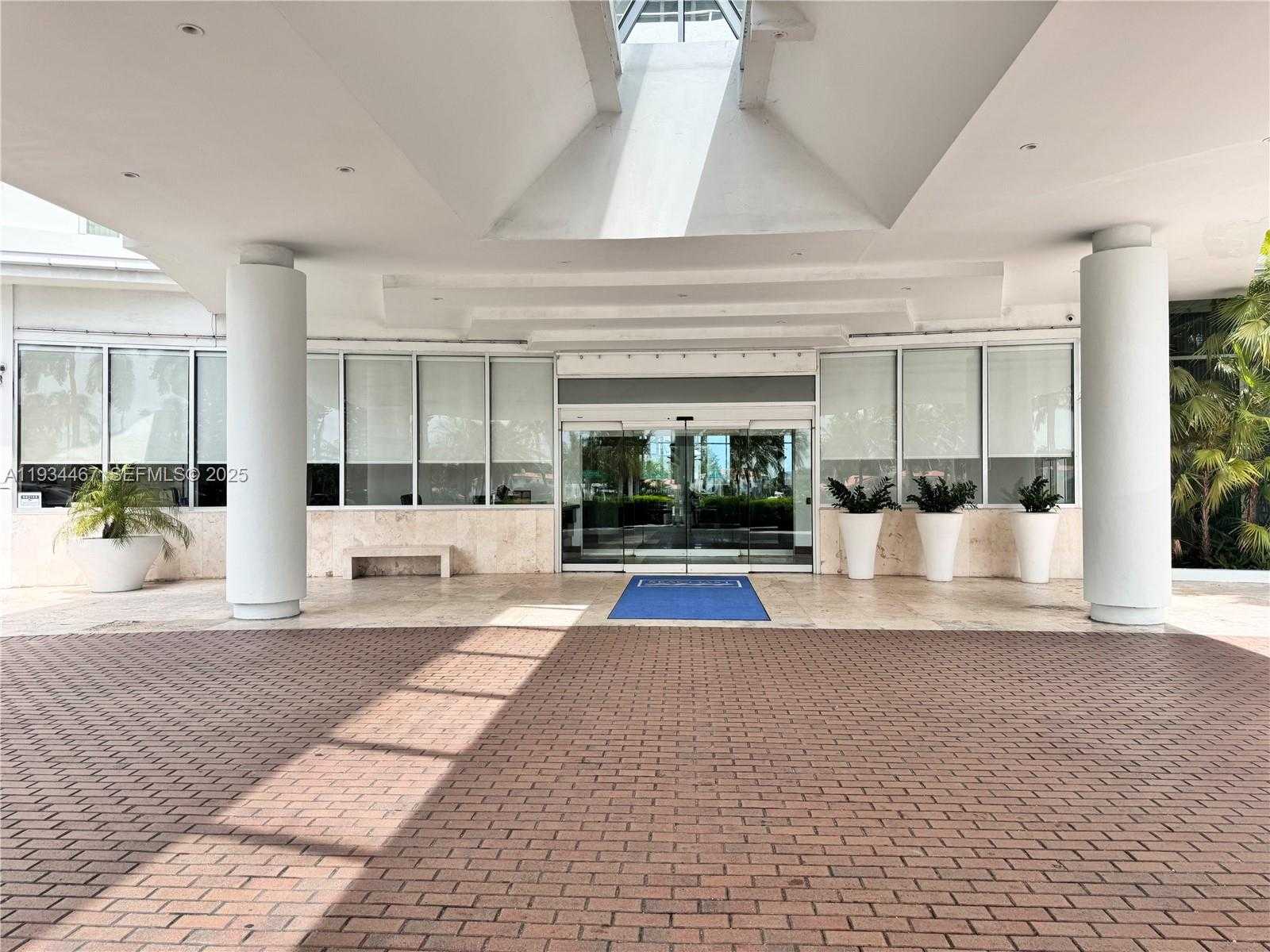 Small Image of 5161 COLLINS AVE #916, Miami Beach Number 76