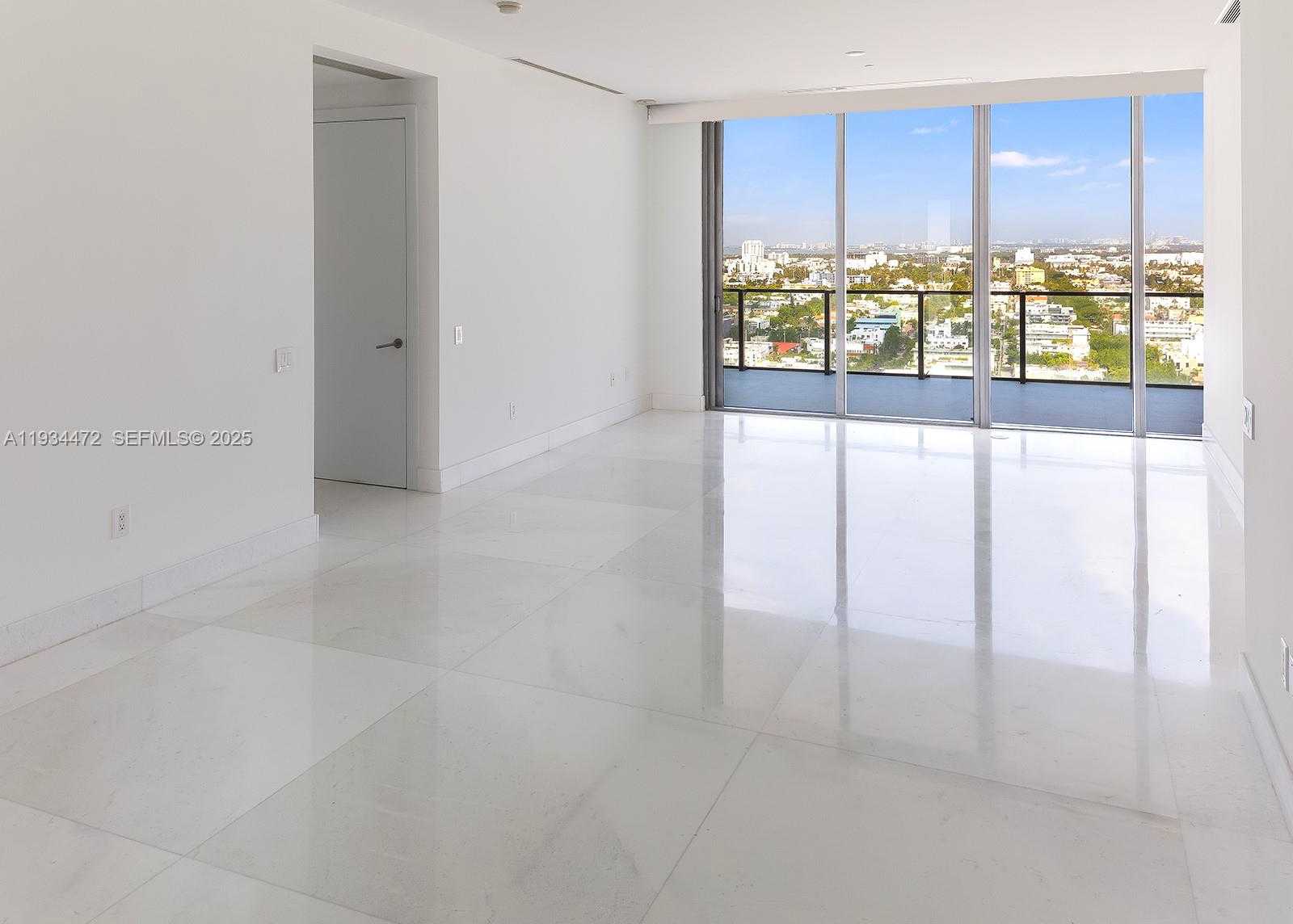 Small Image of 800 SOUTH POINTE DR #2103, Miami Beach Number 16