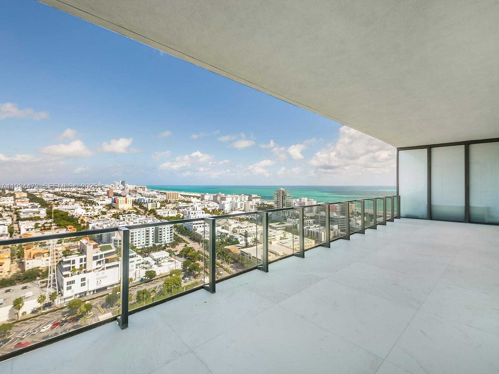 Small Image of 800 SOUTH POINTE DR #2103, Miami Beach Number 22