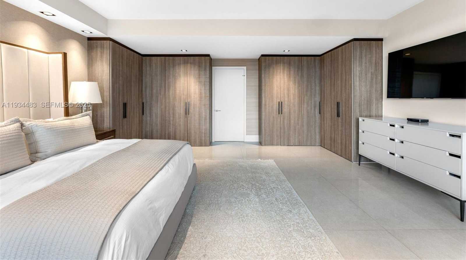 Small Image of 1 COLLINS AVE #308, Miami Beach Number 12