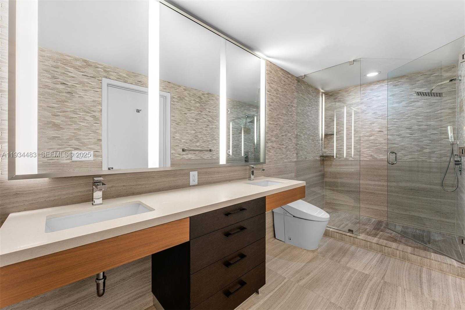 Small Image of 1 COLLINS AVE #308, Miami Beach Number 14