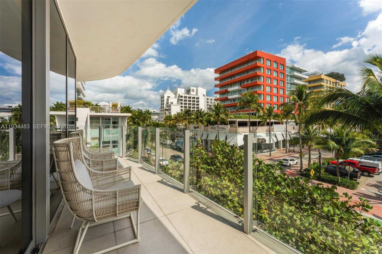 Small Image of 1 COLLINS AVE #308, Miami Beach Number 26