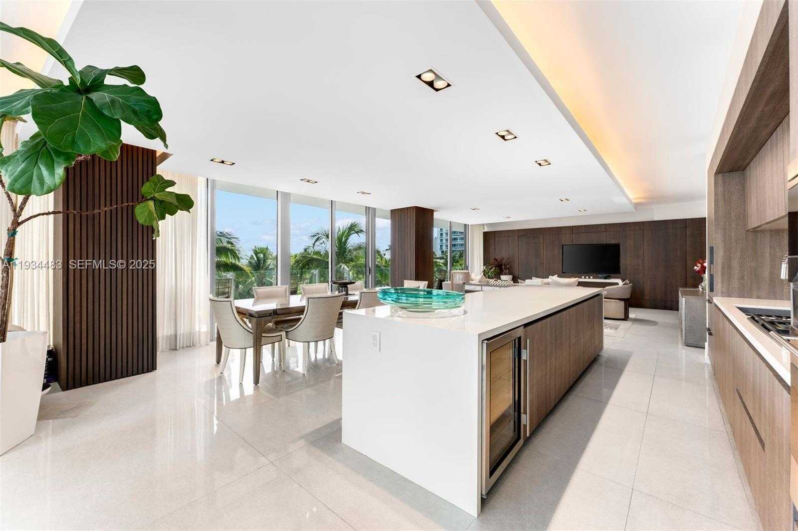 Small Image of 1 COLLINS AVE #308, Miami Beach Number 7