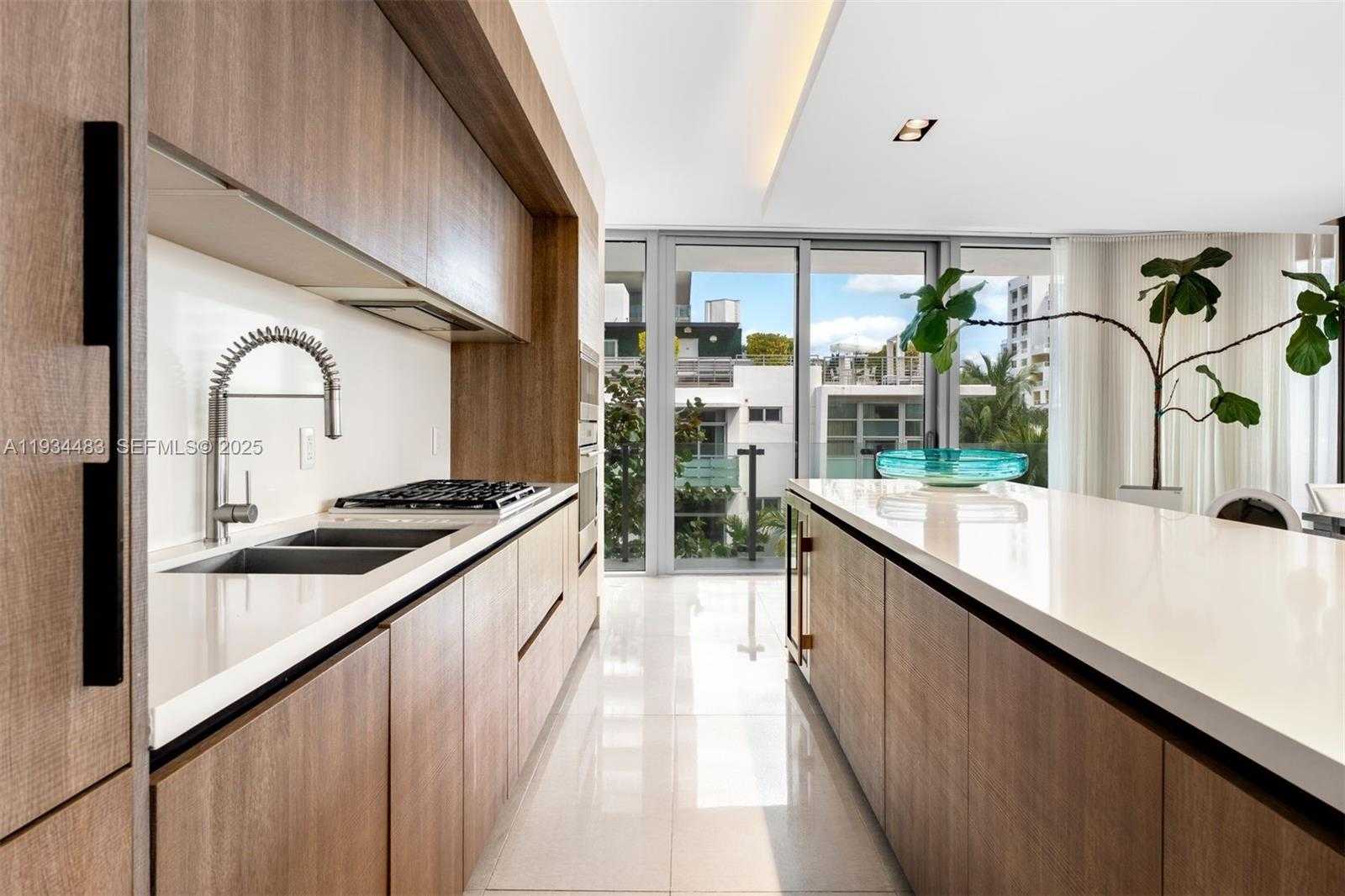 Small Image of 1 COLLINS AVE #308, Miami Beach Number 9