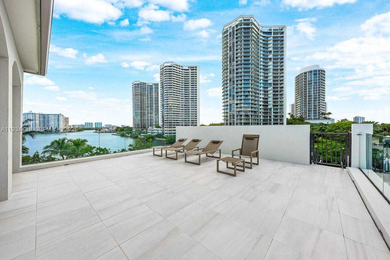 Small Image of 3912 ISLAND ESTATES DR, Aventura Number 55