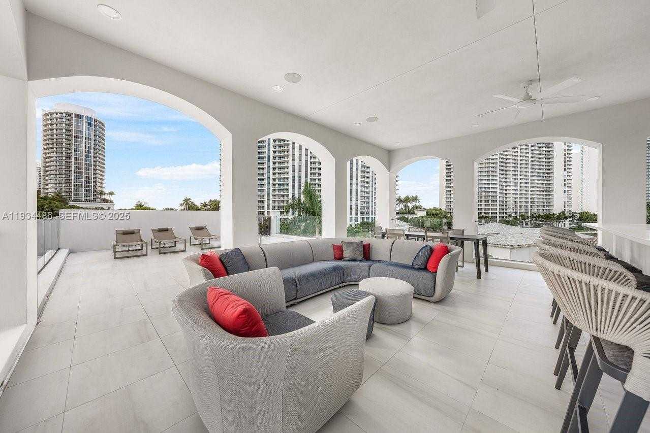 Small Image of 3912 ISLAND ESTATES DR, Aventura Number 59