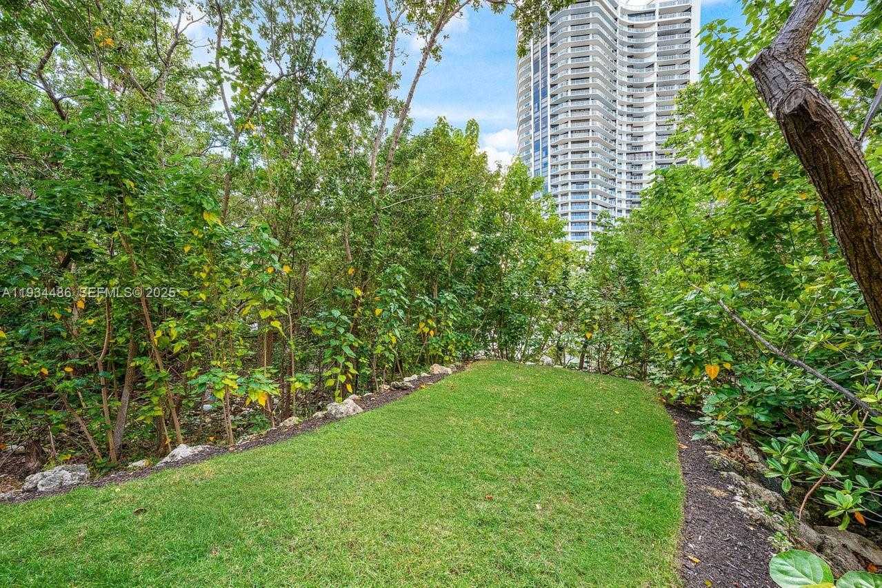 Small Image of 3912 ISLAND ESTATES DR, Aventura Number 62