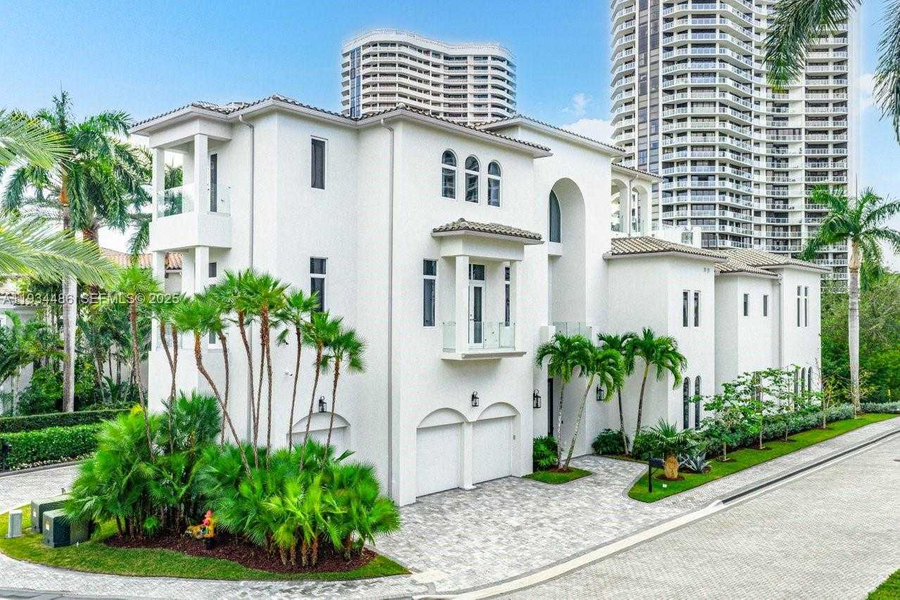 Small Image of 3912 ISLAND ESTATES DR, Aventura Number 64