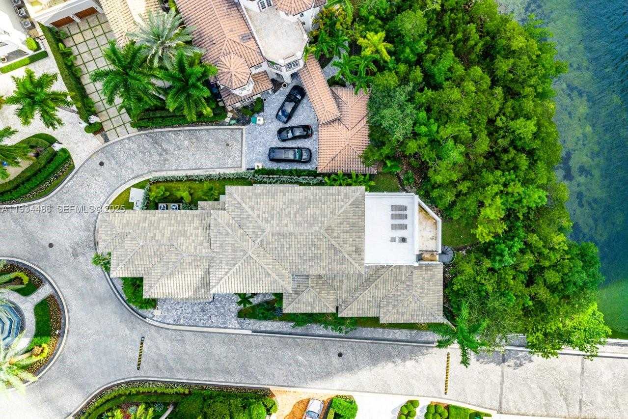 Small Image of 3912 ISLAND ESTATES DR, Aventura Number 67