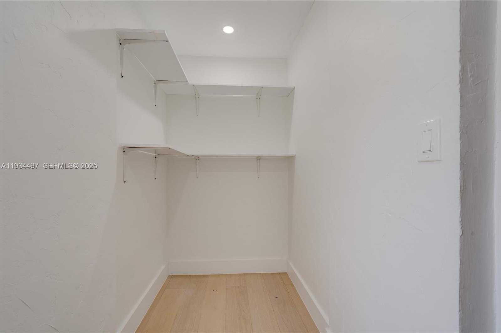 Small Image of 347 NORTH EAST 110TH ST, Miami Number 6