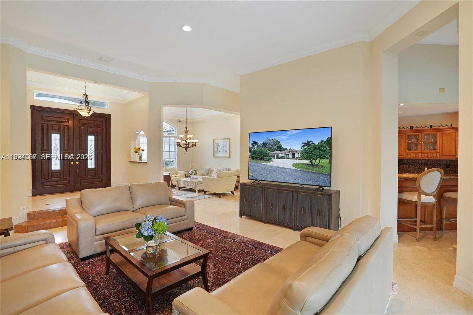 Small Image of 11242 SOUTH WEST 25TH CT, Davie Number 2