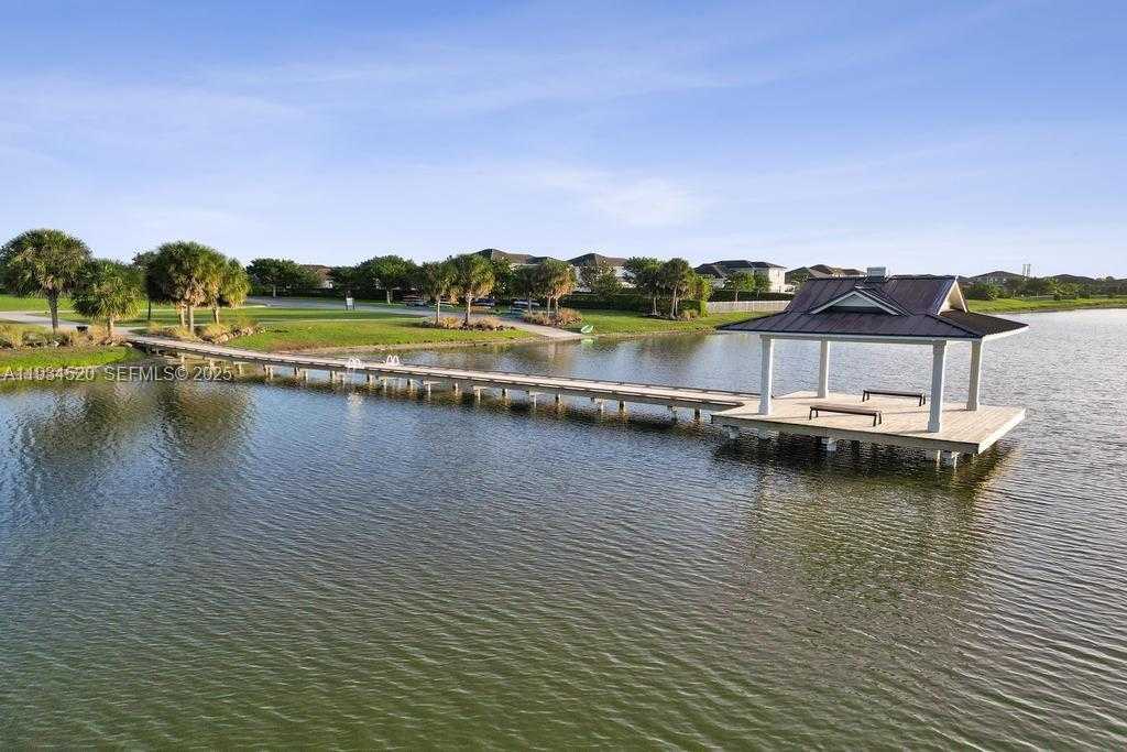 Small Image of 19594 BROAD SHORE WALK #19594, Loxahatchee Number 23