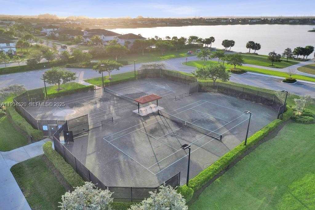 Small Image of 19594 BROAD SHORE WALK #19594, Loxahatchee Number 38