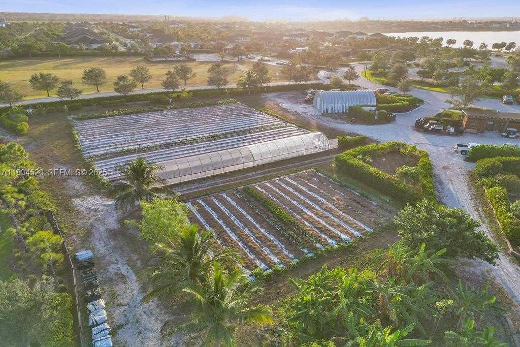 Small Image of 19594 BROAD SHORE WALK #19594, Loxahatchee Number 45