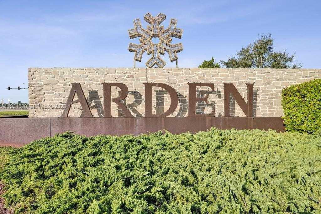 Small Image of 19594 BROAD SHORE WALK #19594, Loxahatchee Number 49