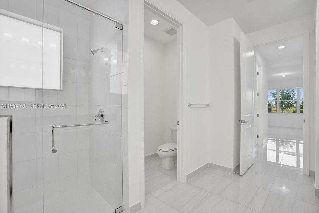 Small Image of 19594 BROAD SHORE WALK #19594, Loxahatchee Number 6