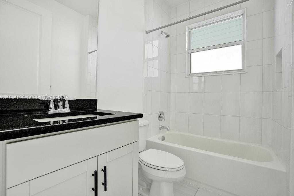 Small Image of 19594 BROAD SHORE WALK #19594, Loxahatchee Number 9