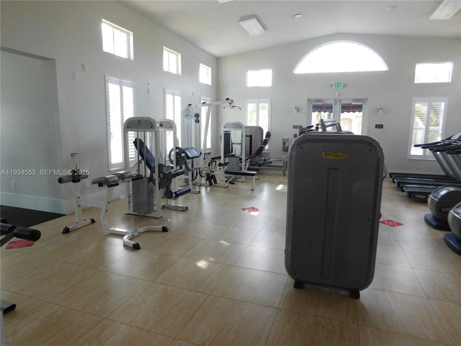 Small Image of Miami Number 11