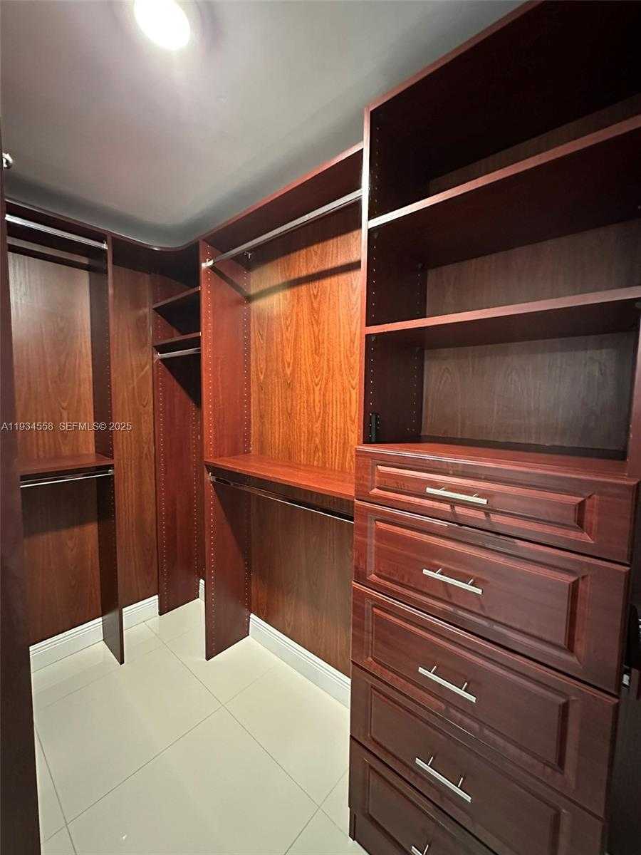 Small Image of 7535 SOUTH WEST 117 ST, Pinecrest Number 14