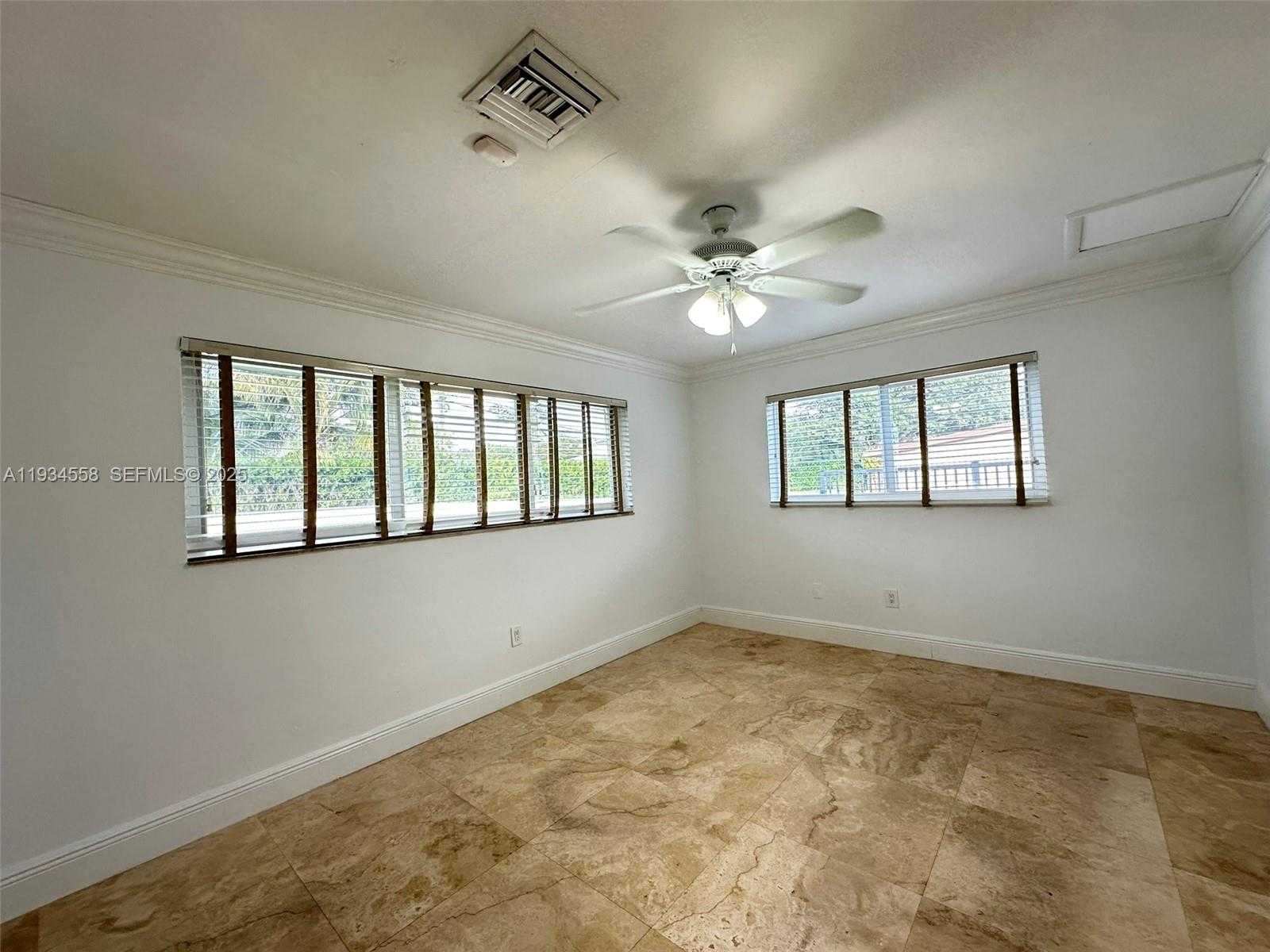 Small Image of 7535 SOUTH WEST 117 ST, Pinecrest Number 19