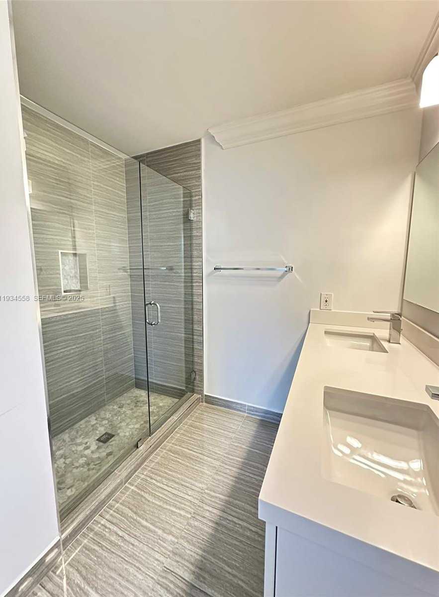 Small Image of 7535 SOUTH WEST 117 ST, Pinecrest Number 22