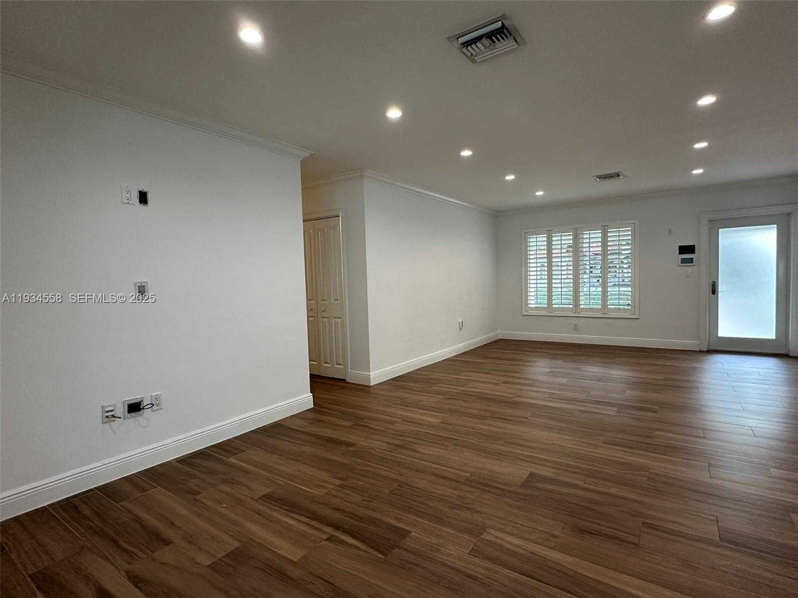 Small Image of 7535 SOUTH WEST 117 ST, Pinecrest Number 4