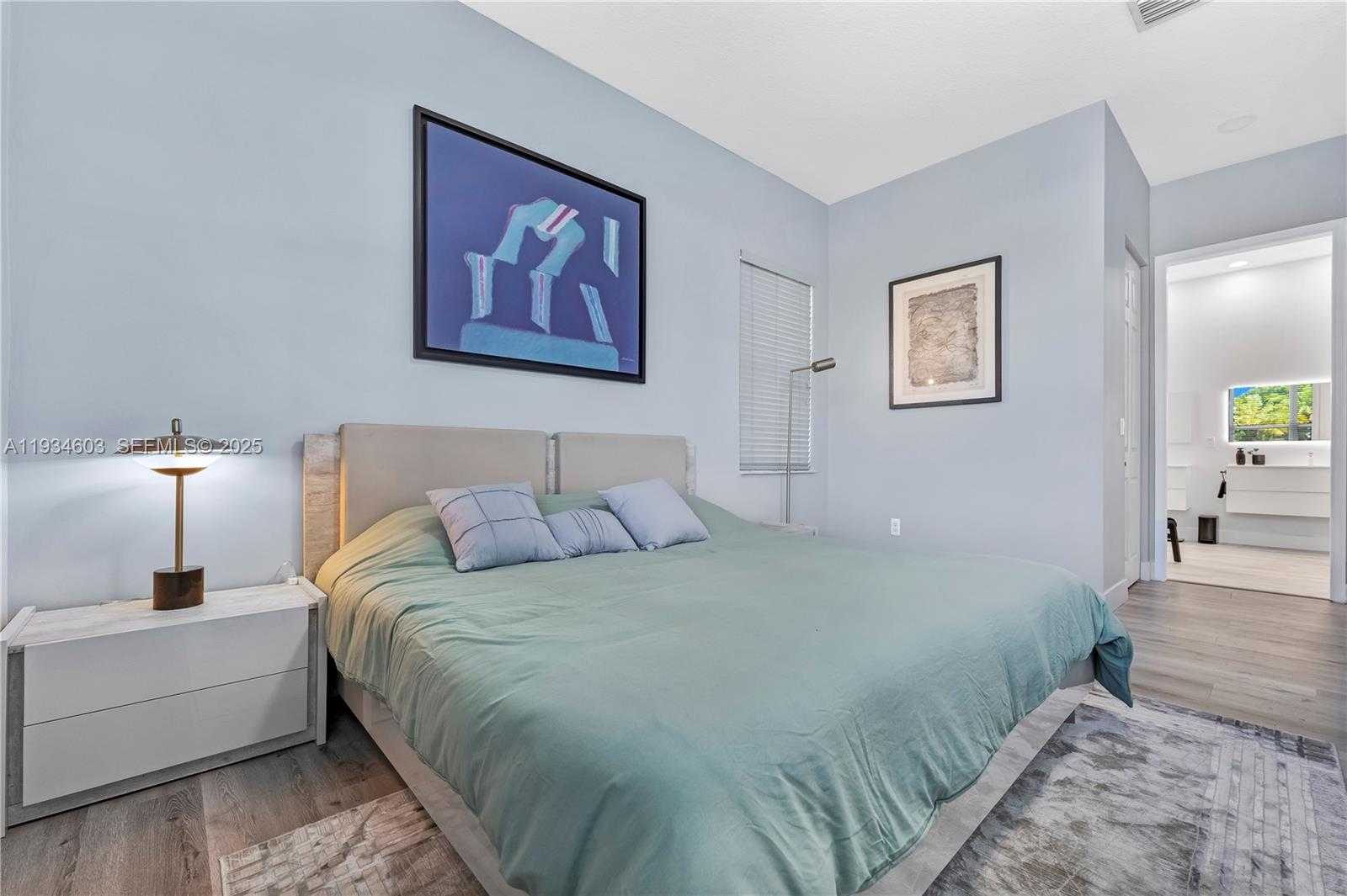 Small Image of 5046 SOUTH WEST 162ND AVE, Miramar Number 10