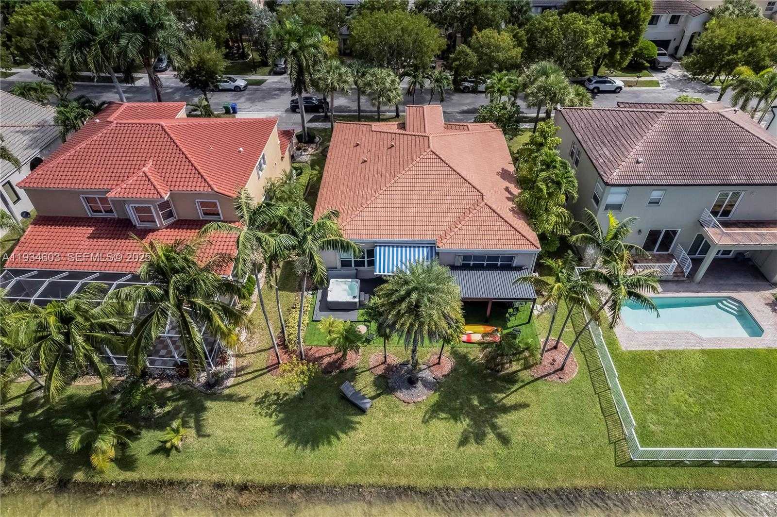 Small Image of 5046 SOUTH WEST 162ND AVE, Miramar Number 38