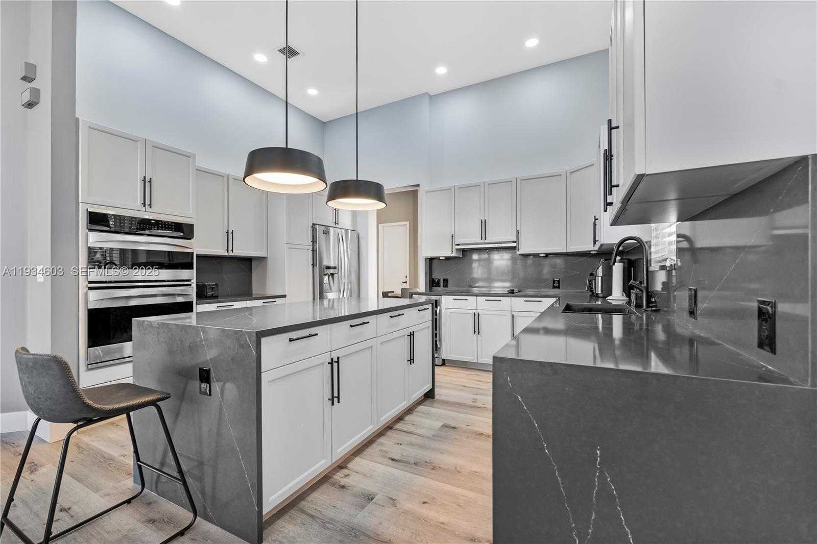 Small Image of 5046 SOUTH WEST 162ND AVE, Miramar Number 6