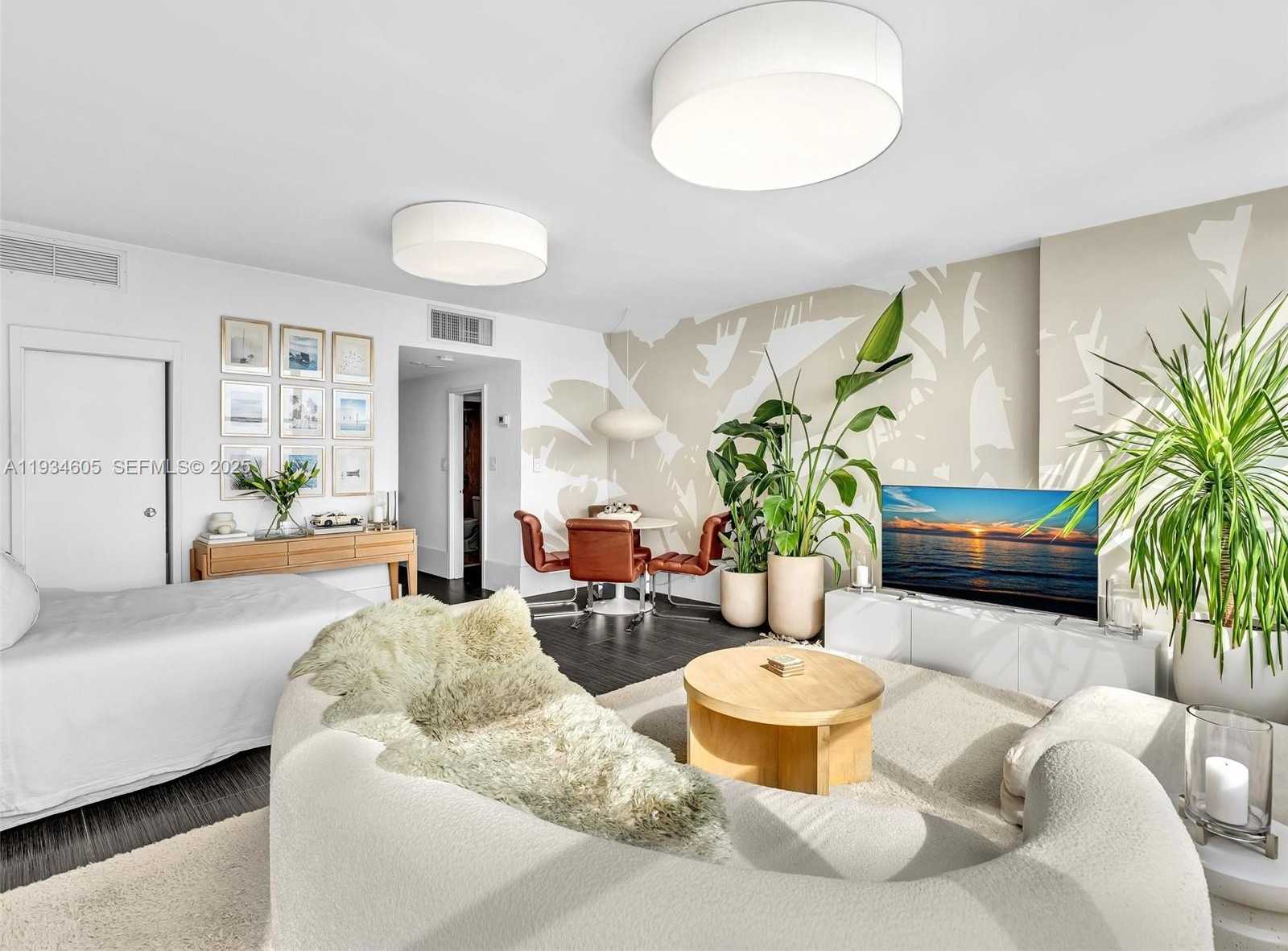 Small Image of 20 ISLAND AVE #1215, Miami Beach Number 4