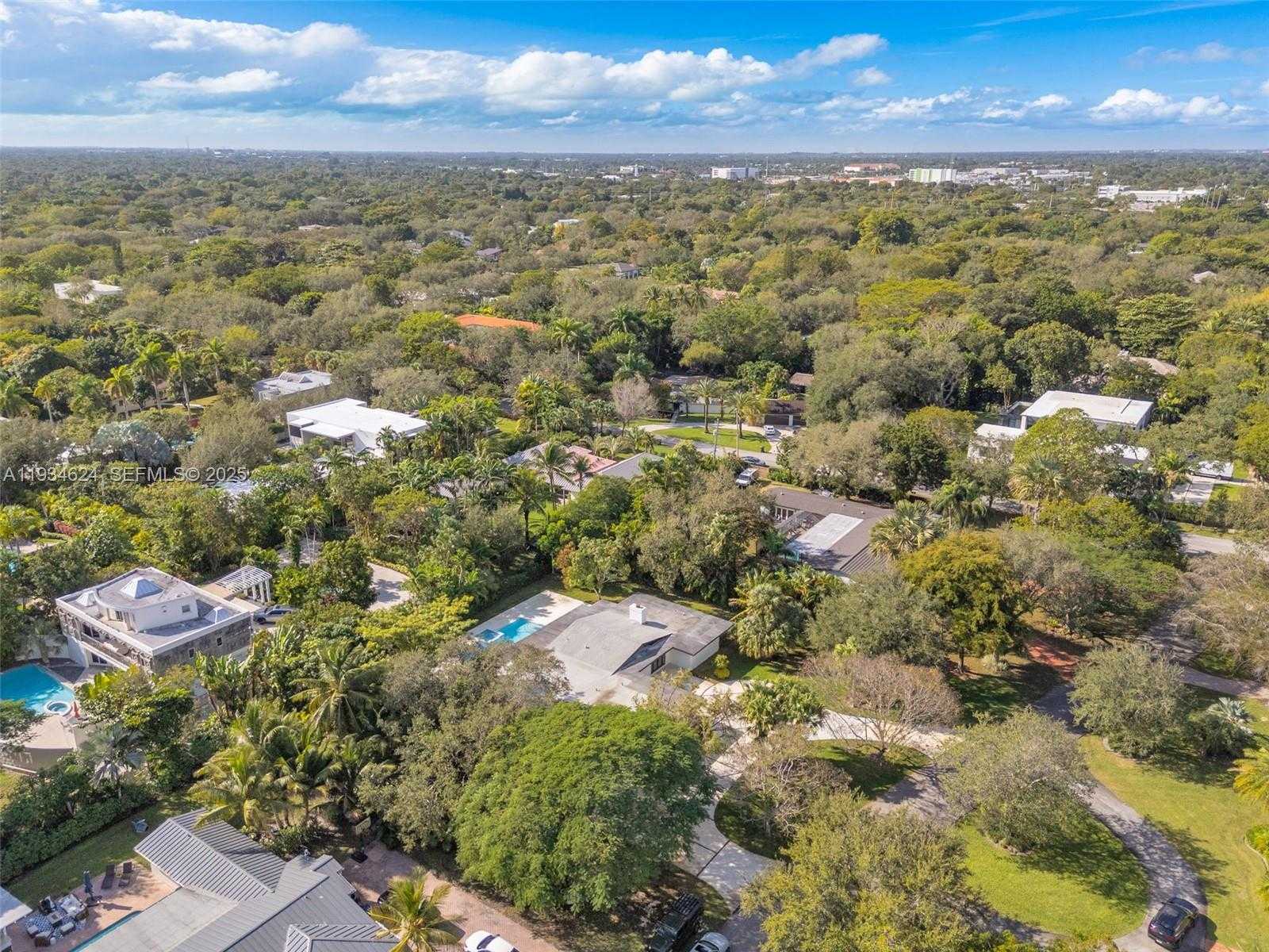 Small Image of 7760 SOUTH WEST 125TH TER, Pinecrest Number 46