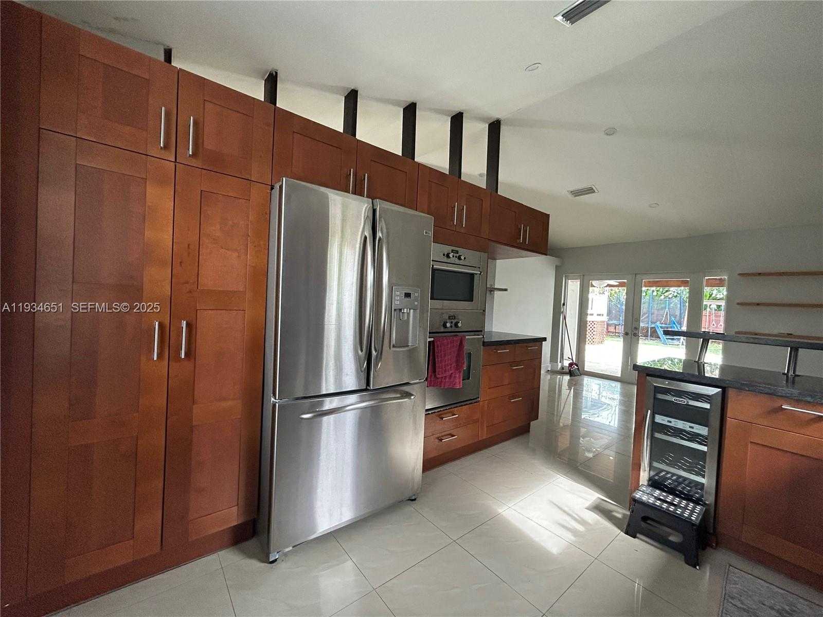 Small Image of 21939 SOUTH WEST 124TH PL #21939, Miami Number 17