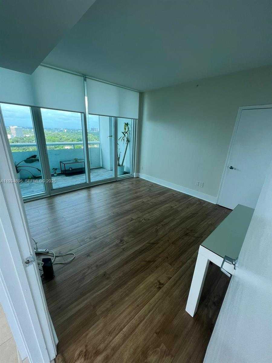 Small Image of 601 NORTH EAST 36TH ST #1801, Miami Number 14