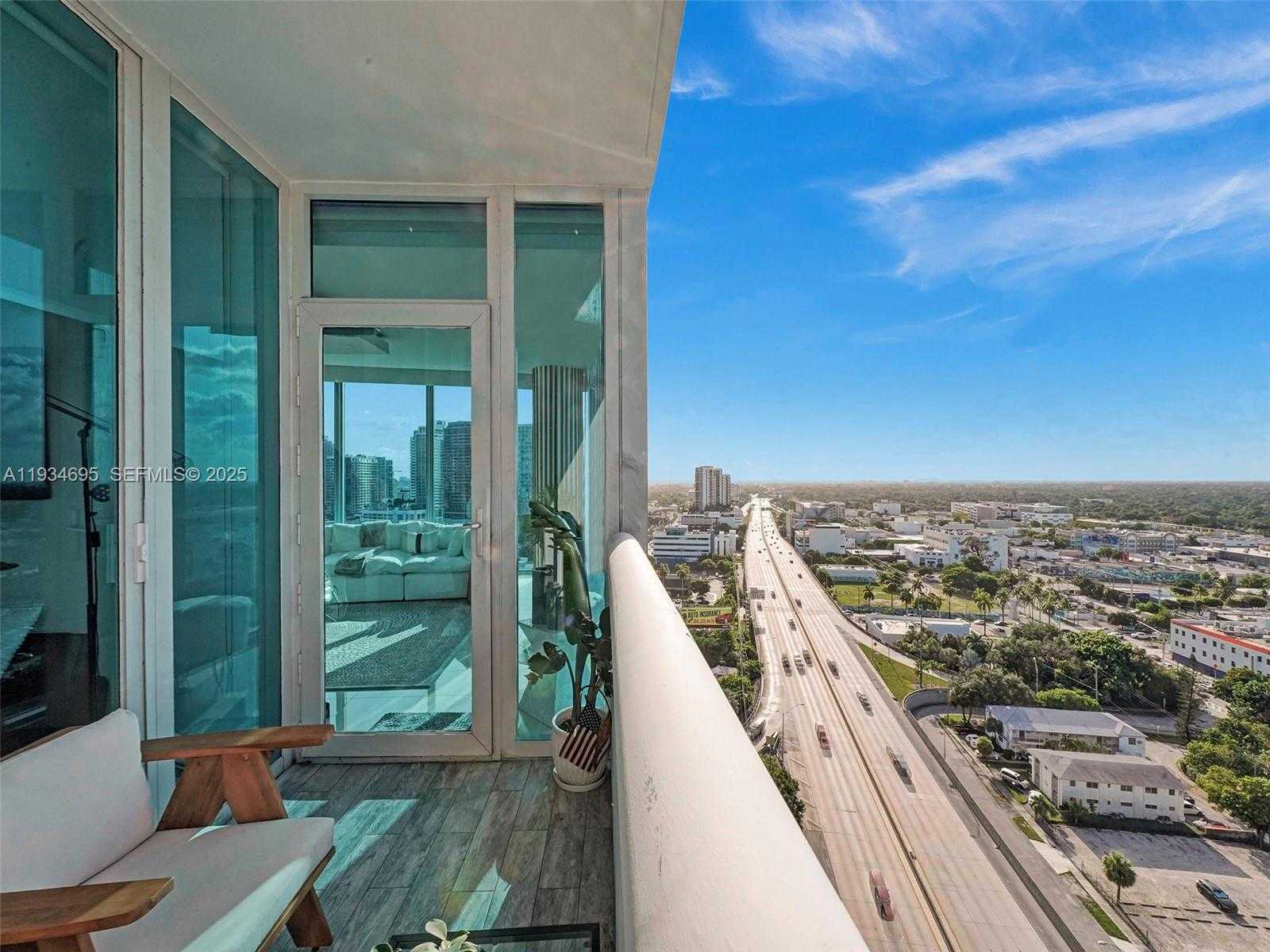 Small Image of 601 NORTH EAST 36TH ST #1801, Miami Number 24